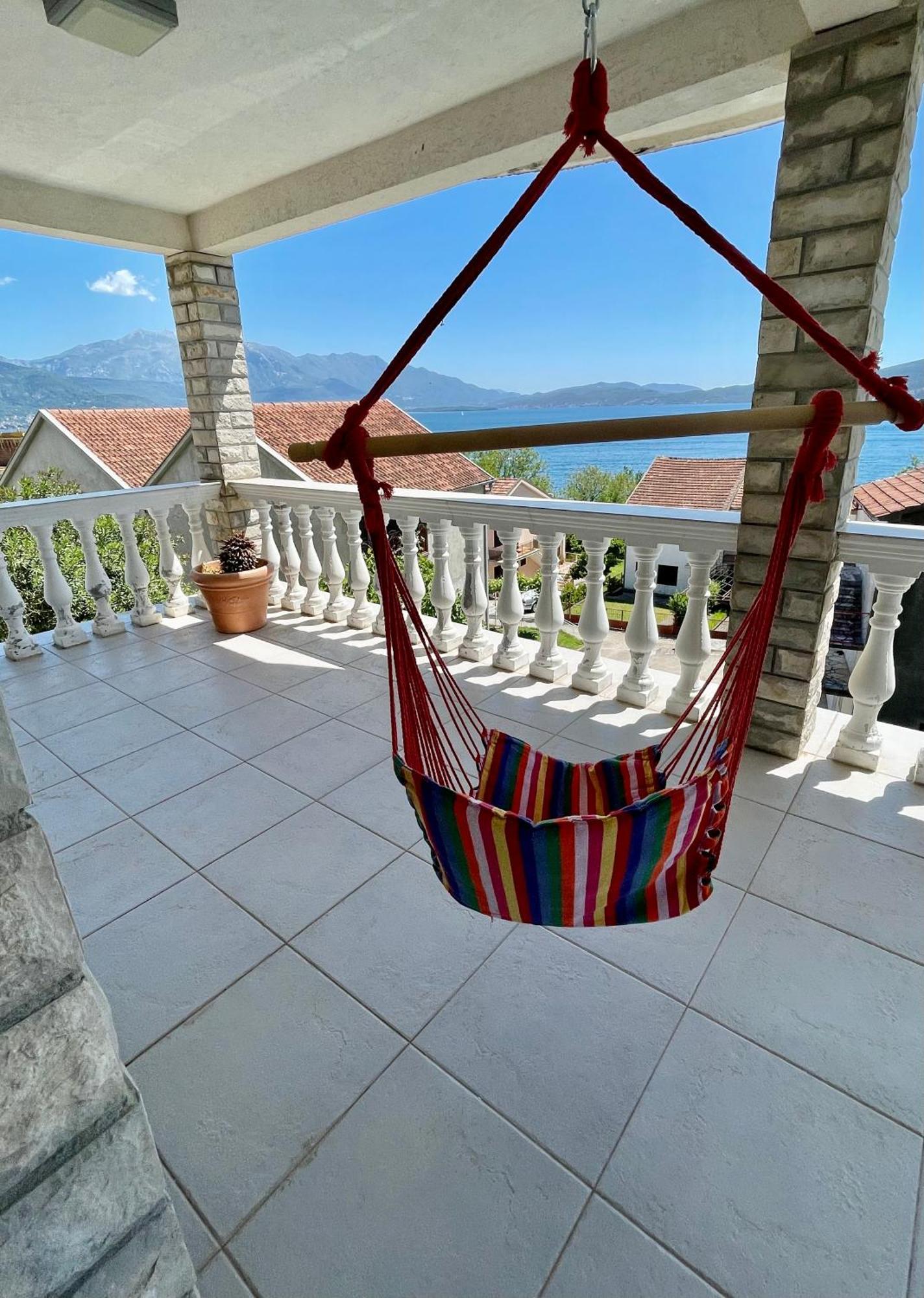 Family House With Pool & Sea View Aparthotel Bijela Exterior photo
