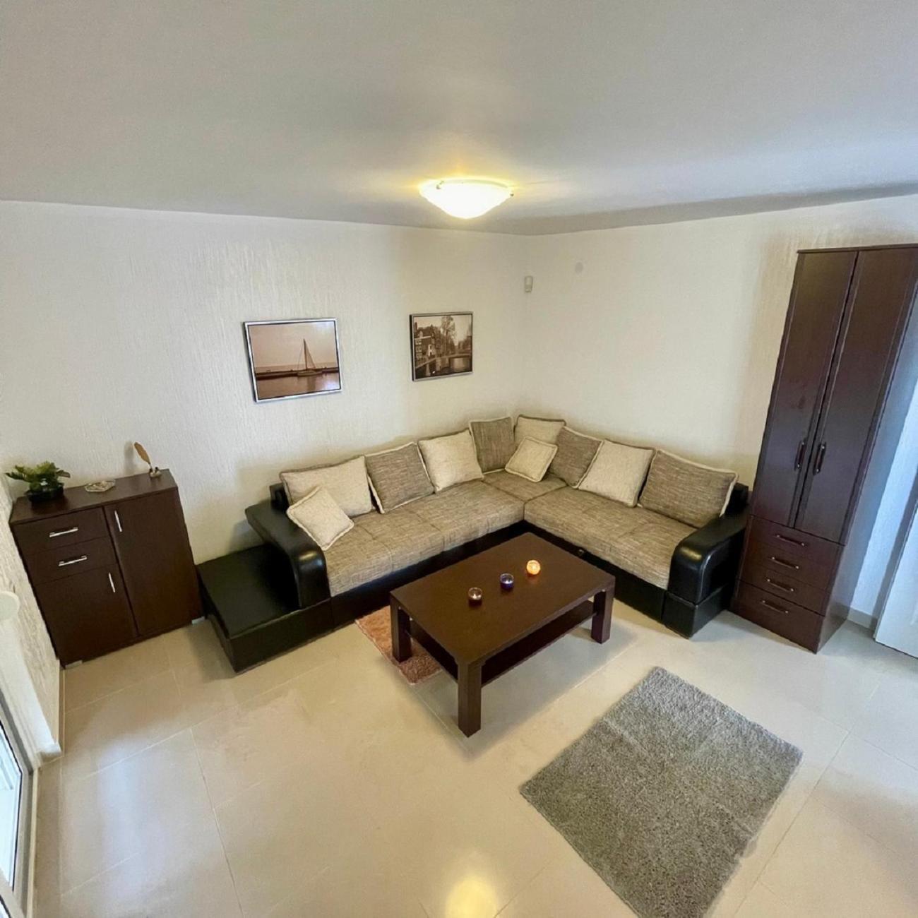 Family House With Pool & Sea View Aparthotel Bijela Exterior photo